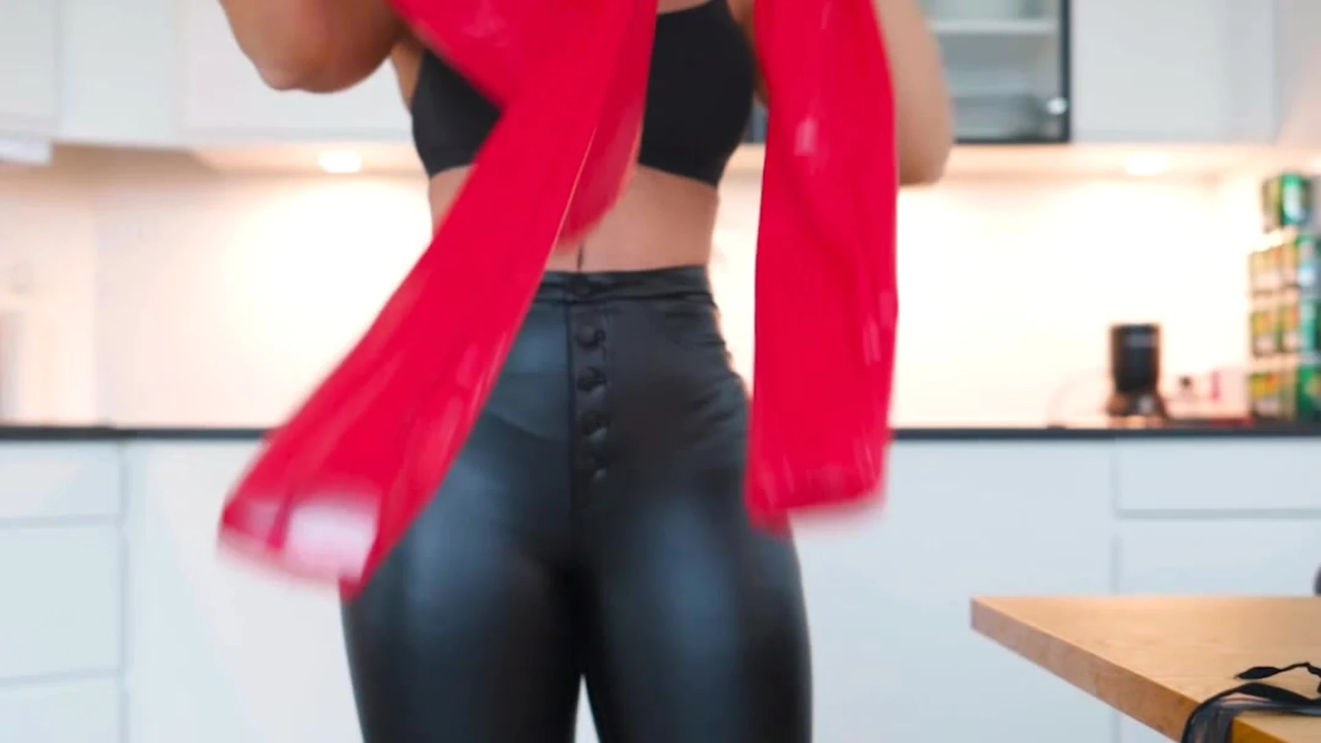 BABE Sweating Blonde Missmiafit simpcity