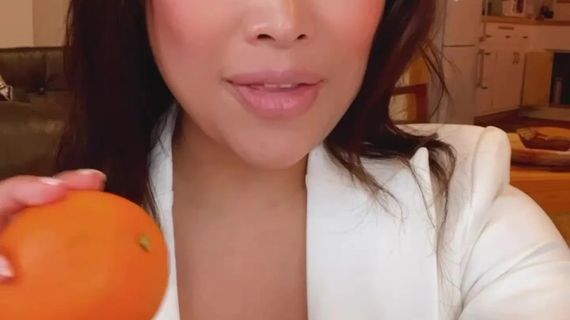 Sensational Affable  Brunette Jiaoying Summers nude full vid