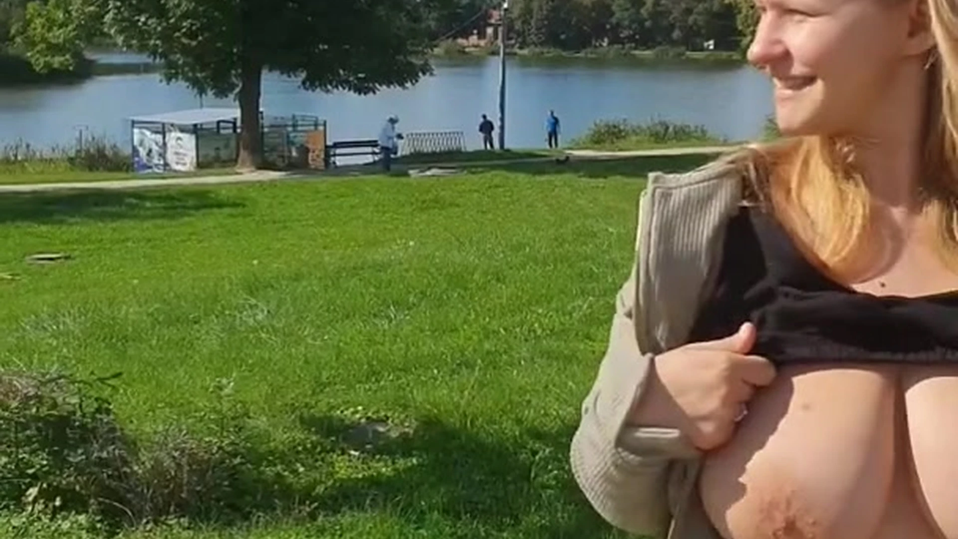 EPIC hottie MILF PolaRainbow camrip